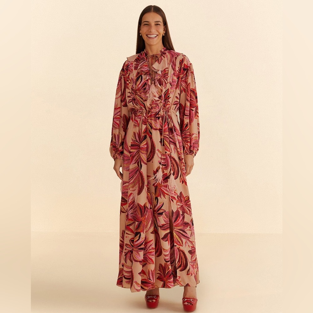 FARM Rio NWT Size M Floral Tapestry Maxi Dress